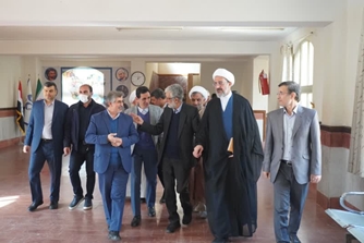 بازدید دکتر حدادعادل از مرکز آموزش زبان فارسی دانشگاه قم